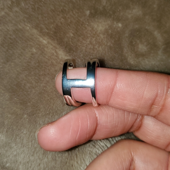 NWOT .925 Sterling Forever Ring - Picture 5 of 8